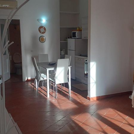 B&B La Marchesa Sant' Anastasia ภายนอก รูปภาพ