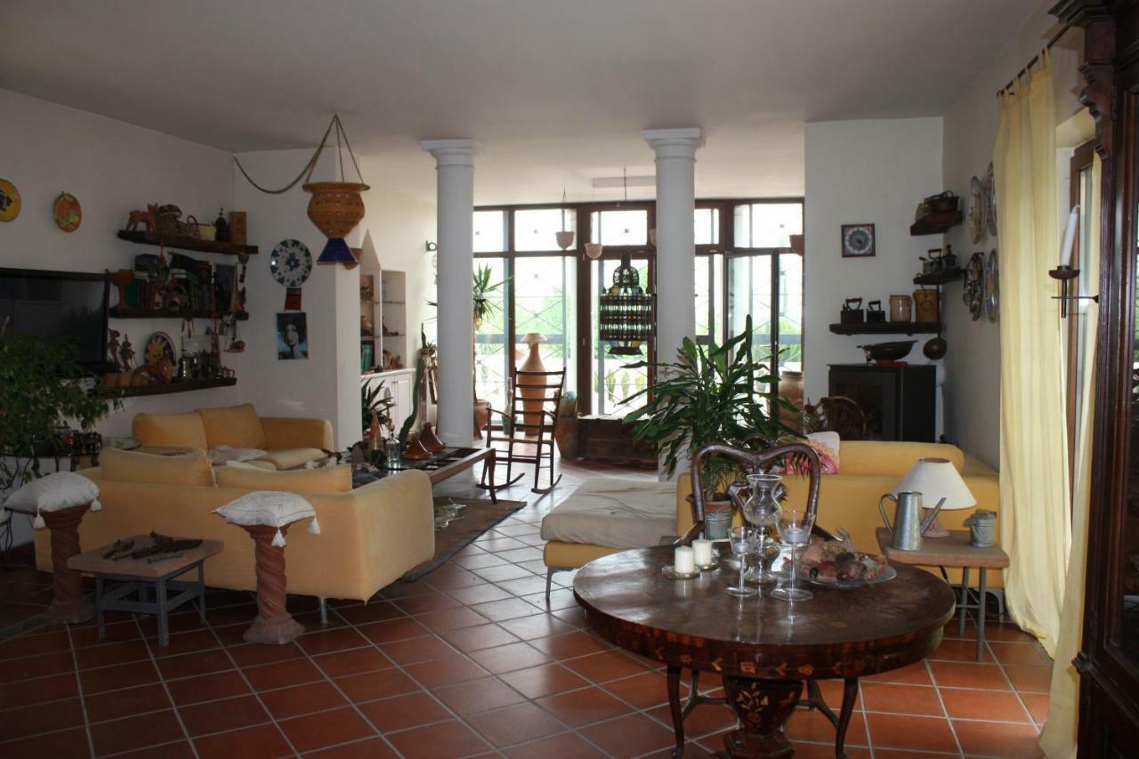 B&B La Marchesa Sant' Anastasia ภายนอก รูปภาพ