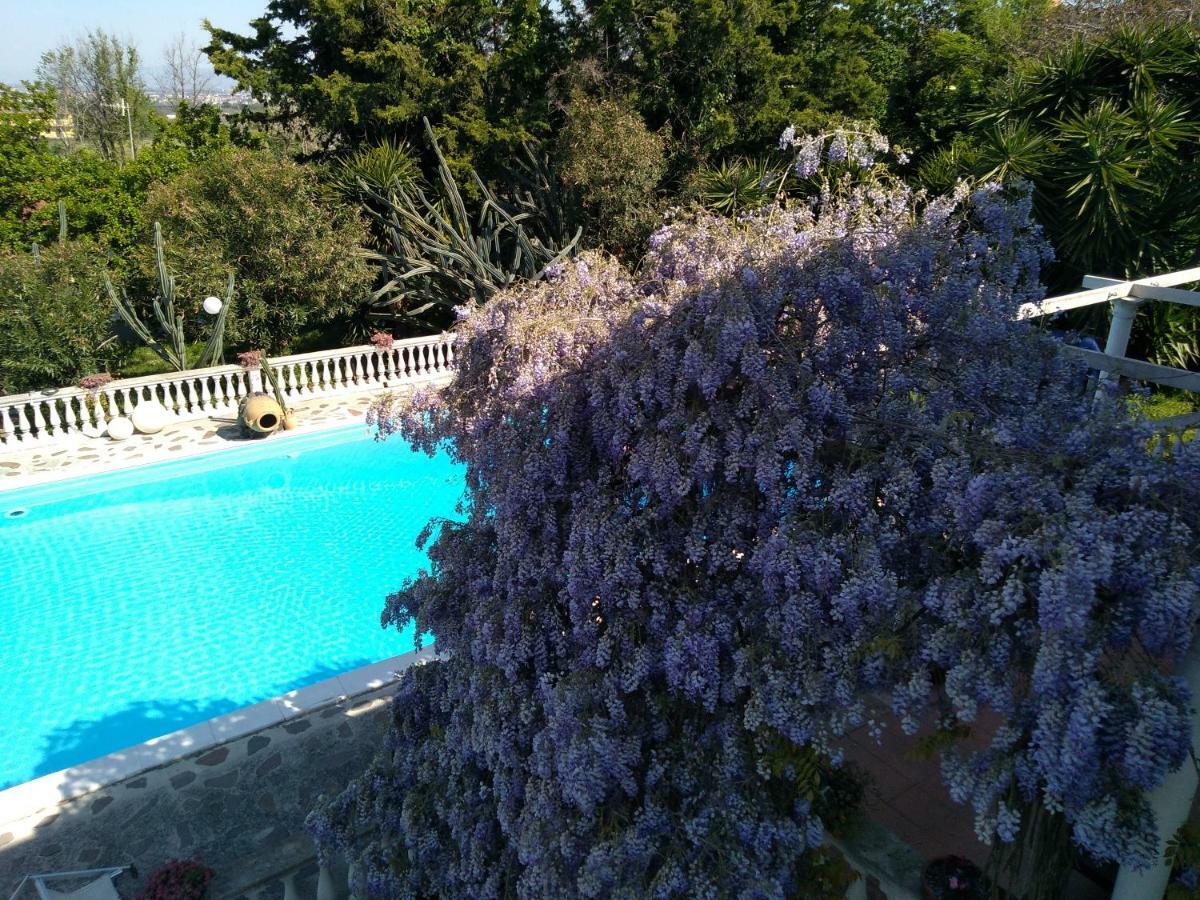 B&B La Marchesa Sant' Anastasia ภายนอก รูปภาพ